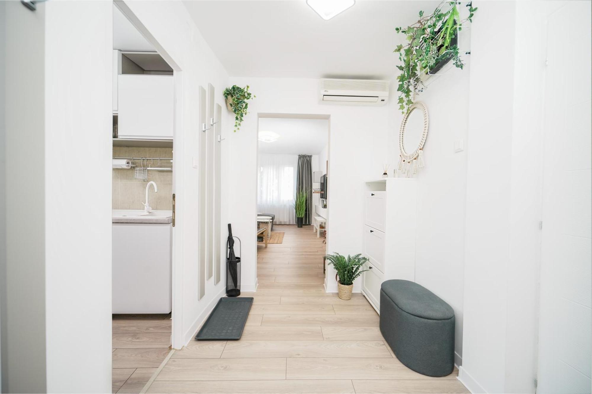 Family Stay - Calliope Apartment - By Openhouse Timisoara Ngoại thất bức ảnh